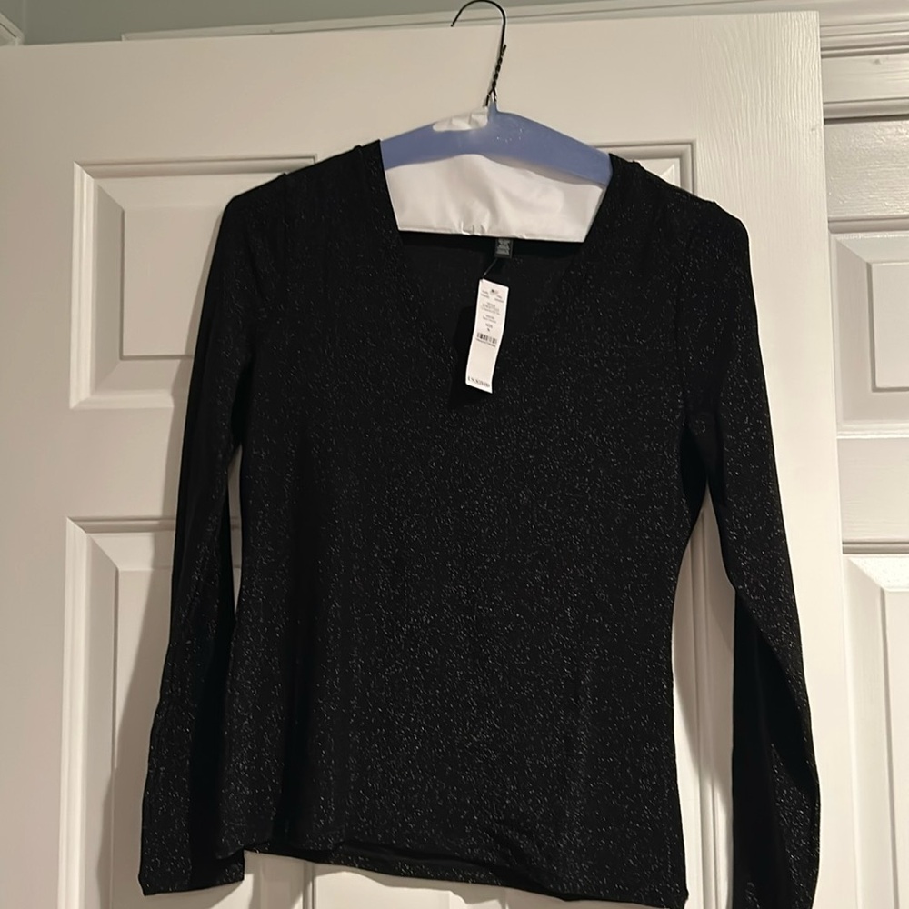Black sparkly v neck top White House Black Market
